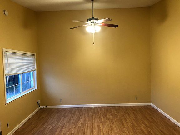 4th image of 2260 Angie Ave