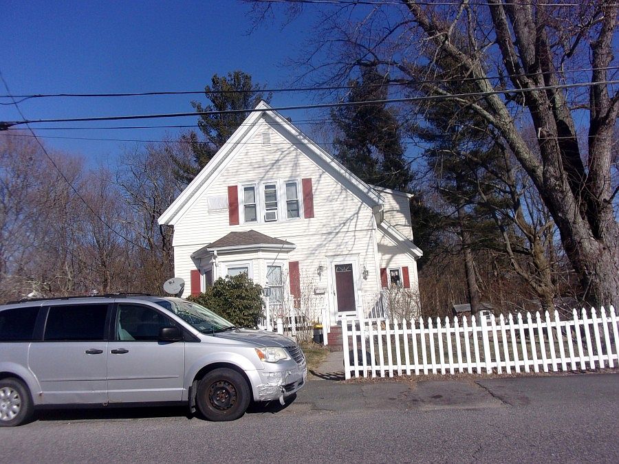 1st image of 117 Monroe St