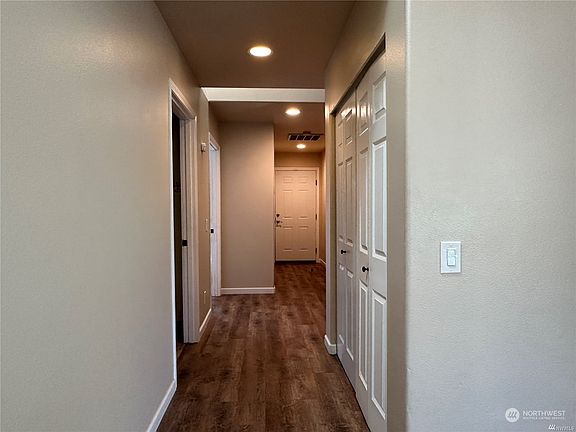 5th image of 106 Prospect Avenue