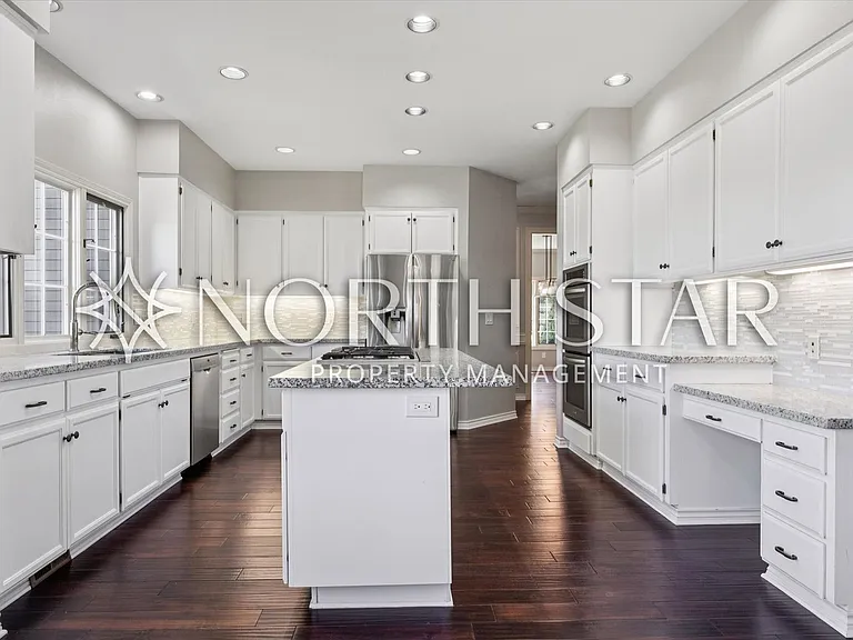 2055 Ridge Pointe Dr — Photo 11