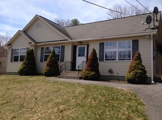 177 Granite Rd, Long Pond, PA 18334