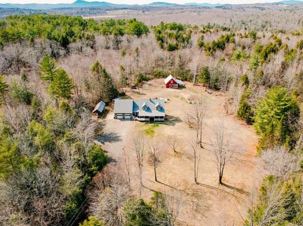 129 Bailey Hill Road, New Sharon, ME 04955