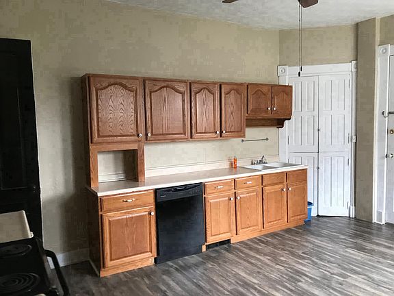 Kitchen with new floor