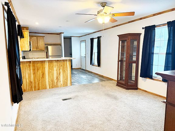 5th image of 405 Pittsfield Rd #A-6