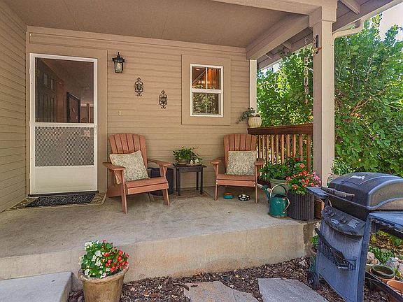 5th image of 123 Fairway Village Ct
