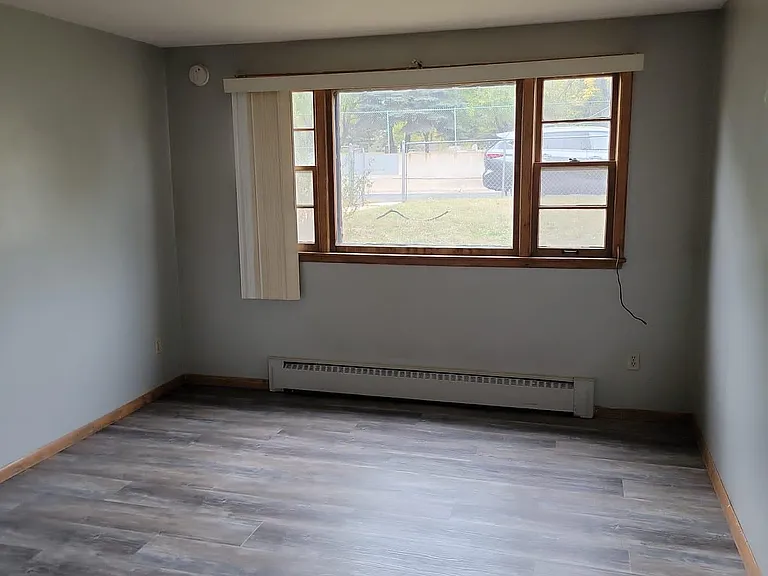 5420 5th St NE — Photo 1