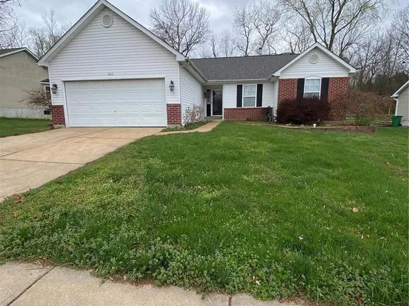 603 Sierra Ridge Ave, Pacific, MO 63069