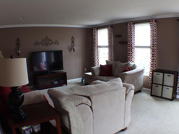 4th image of 324 Trotwood Dr