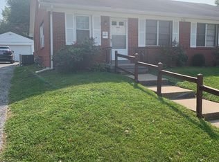 1986 Fair Oaks Dr #A, Lexington, KY 40504