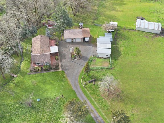 5th image of 1187 Rice Creek Rd