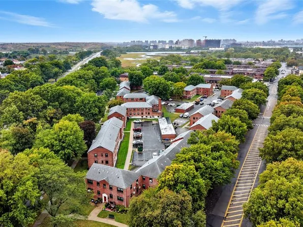 81-24 156th Avenue image 15 of 16