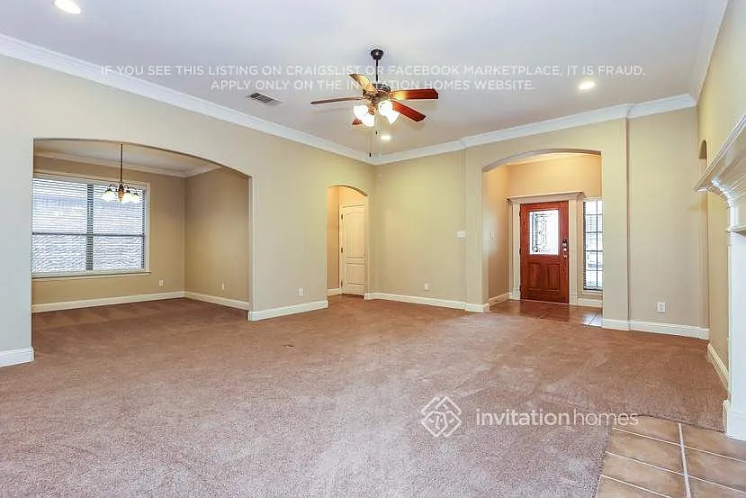321 Merced St Burleson, TX 76028 — Photo 2