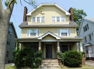 3135 E Derbyshire Rd, Cleveland Heights, OH