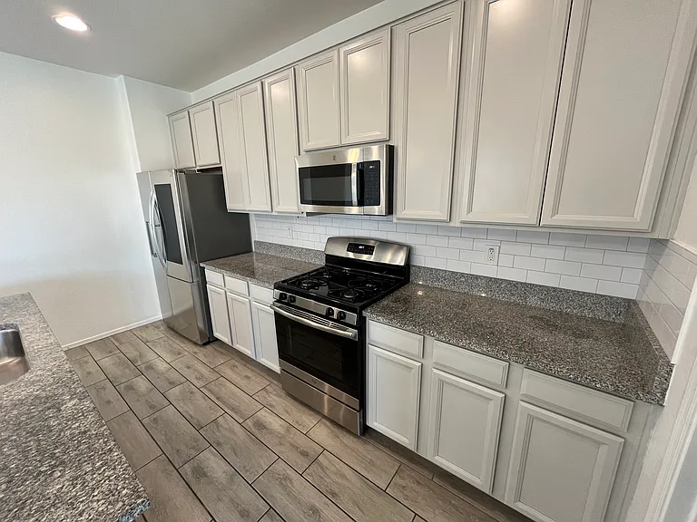 22631 E Spyglass Blvd — Photo 9
