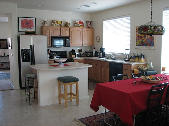 Kitchen/breakfast area