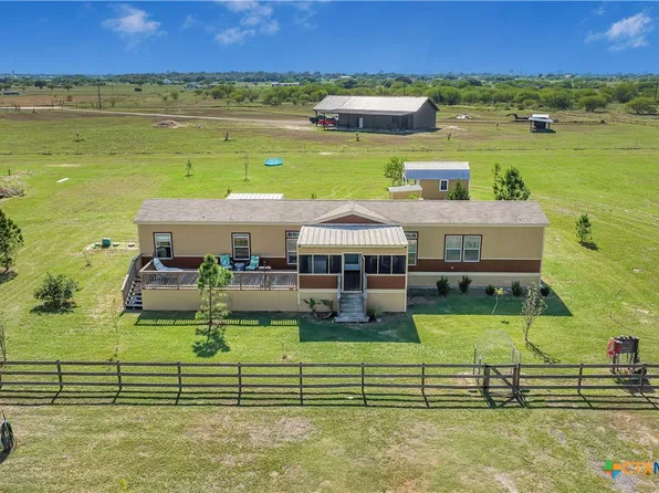 133 Weeping Willow Rd, Victoria, TX 77904