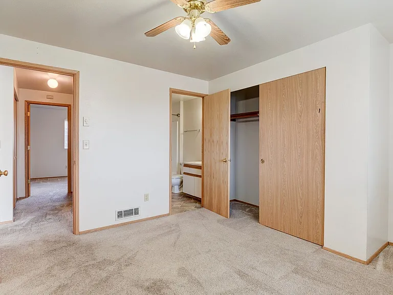 1154-340 SE Midway Blvd — Photo 6