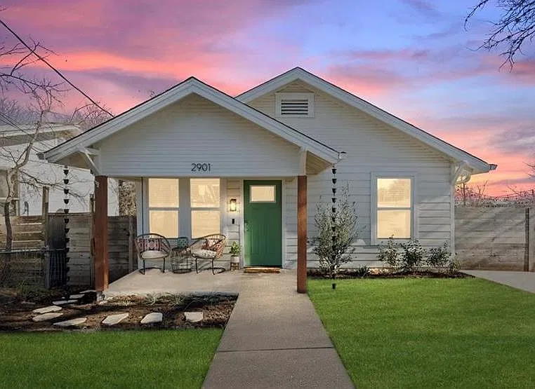 3 bed, 2.0 bath, 1056 sqft, $3,300 — Photo 1