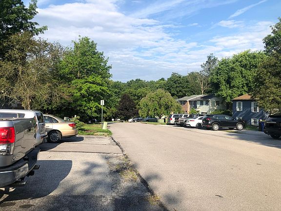 3rd image of 308 Juniper Dr