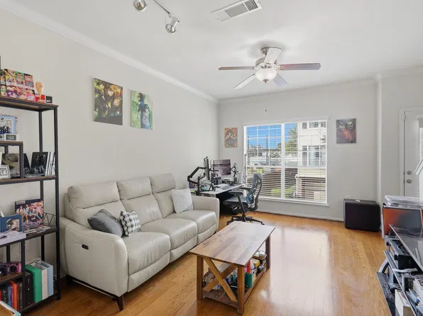 9200 Westheimer Rd APT 1201, Houston, TX 77063