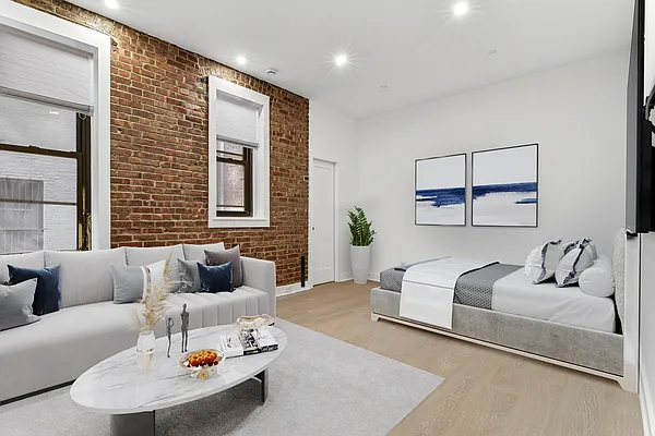 Rented by Oxford Property Group | media 3