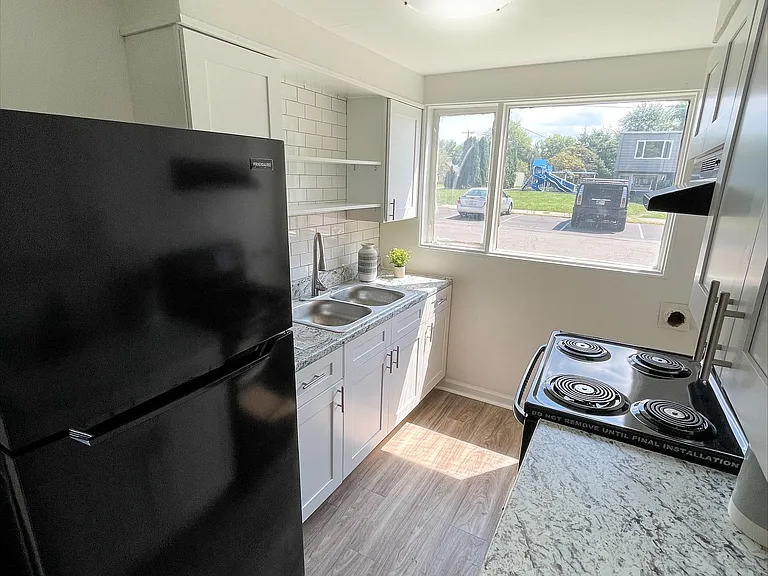 Townhomes at 28th — Photo 35