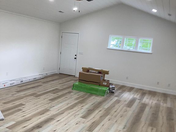 4th image of 1407 N Glendale St #D
