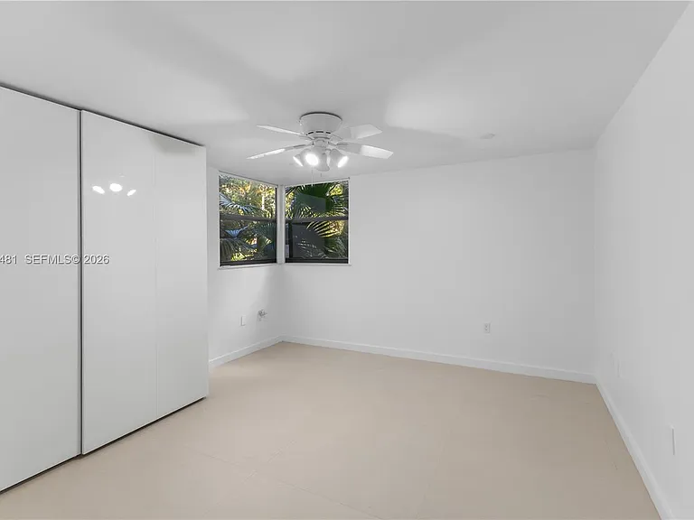 101 Ocean Lane Dr #1012 — Photo 17