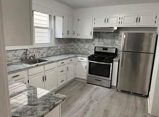 146 N 15th St FLOOR 2, Bloomfield, NJ 07003