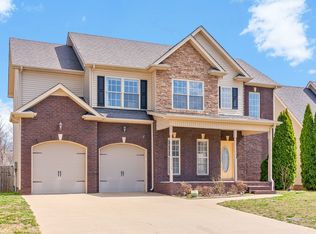 1113 Chinook Cir, Clarksville, TN 37042