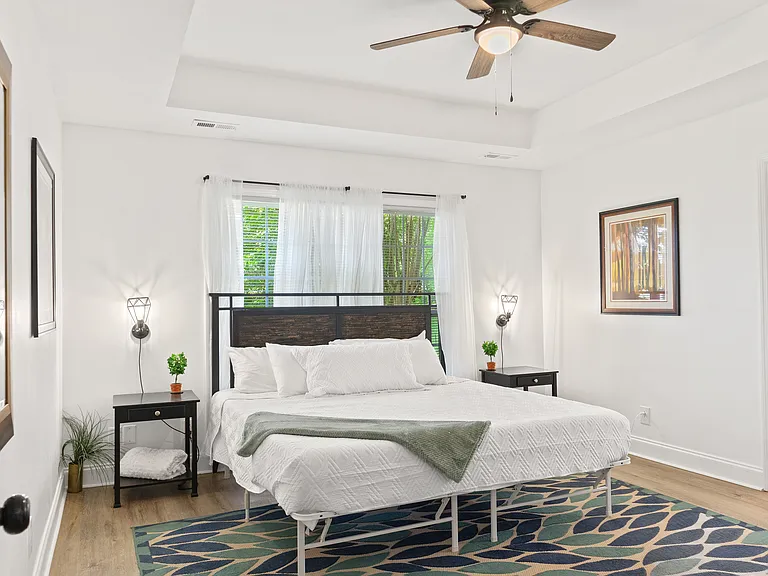 King sized bed in master suite