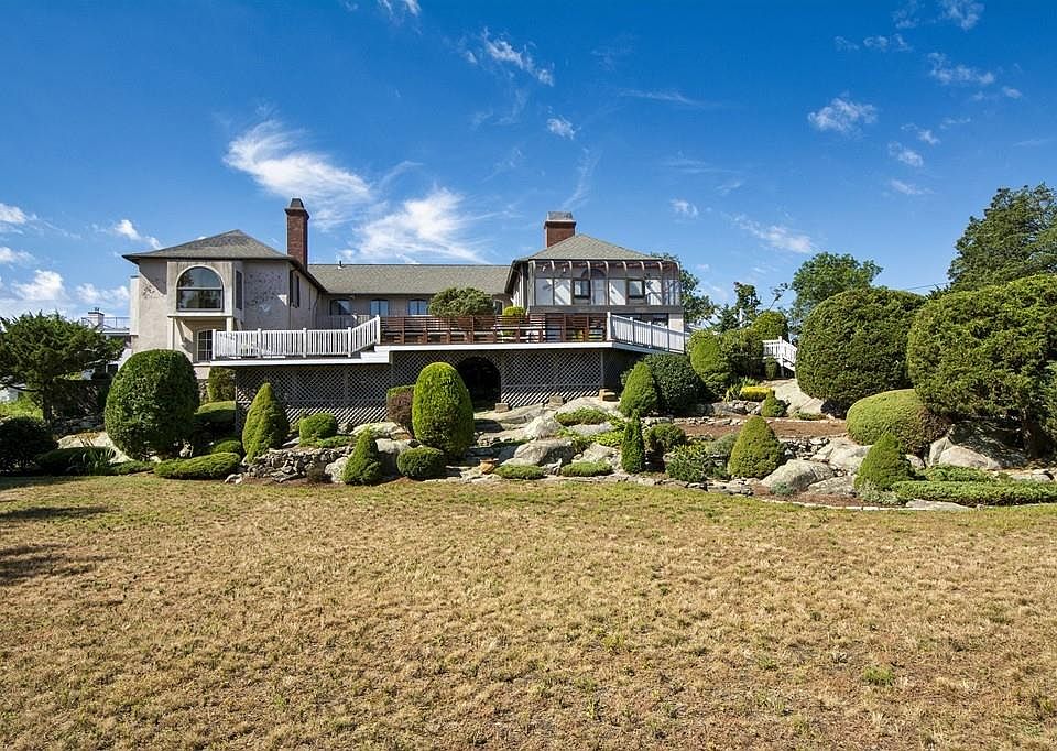 25 Hobart Ln, Cohasset, MA 02025 | Zillow
