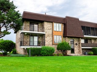 15700 Deerfield Ct Unit 2N, Orland Park, IL 60462