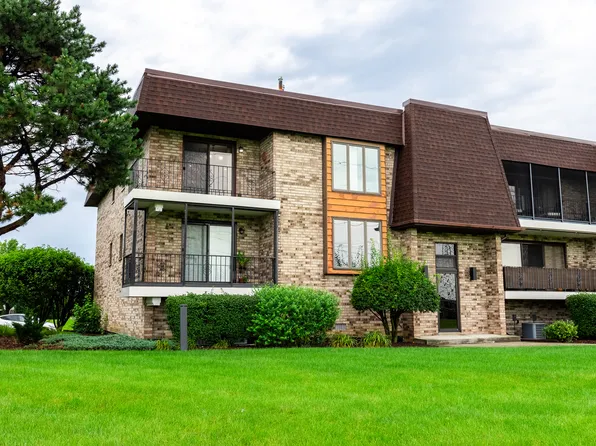 15700 Deerfield Ct Unit 2N, Orland Park, IL 60462