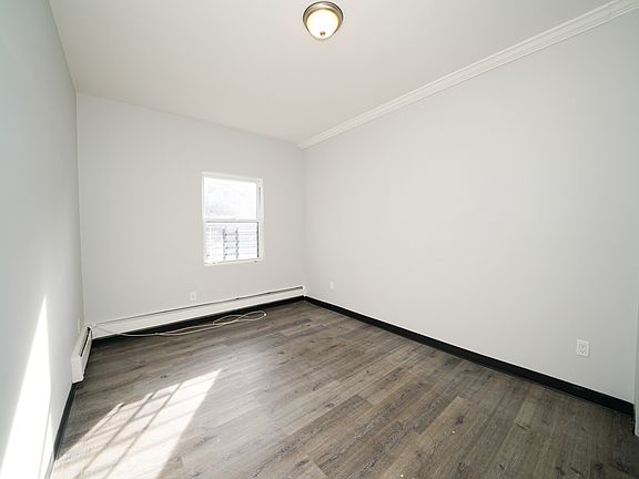 2nd image of 24-07 31st St #2B