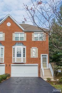 2 Gannet Ct, Wayne, NJ, 07470