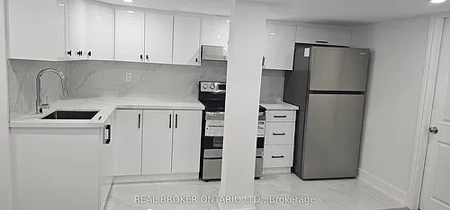 1296 Ellenton Cres #A Photo 1