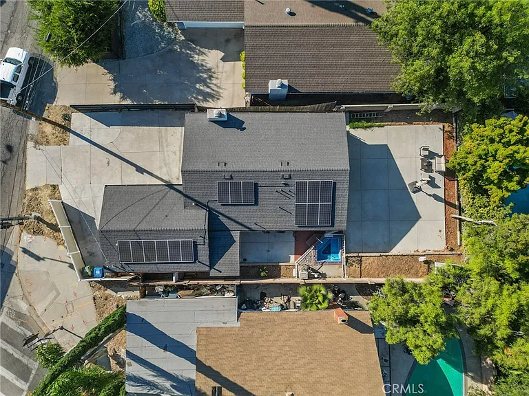 4700 Topanga Canyon Blvd — Photo 3