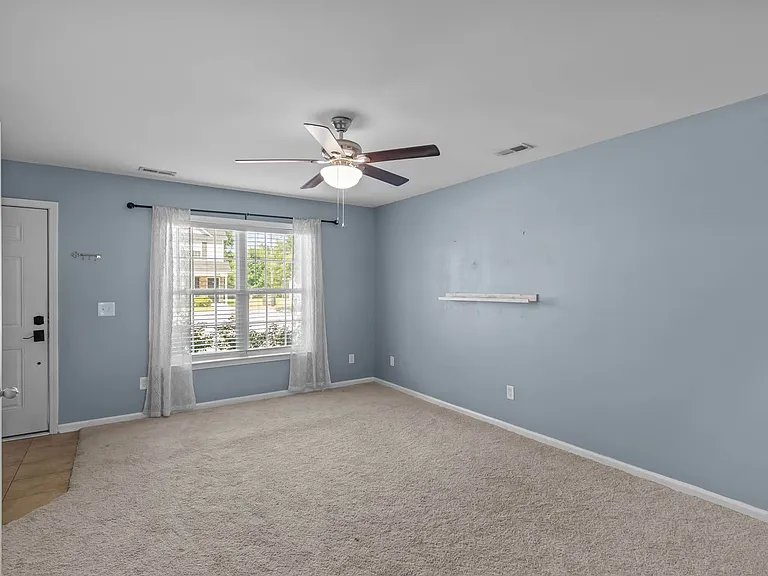 415 Caldwell Loop — Photo 8