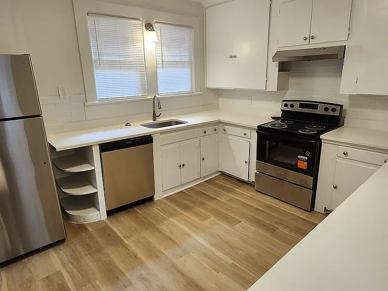 1234 Peacock Ave — Photo 10