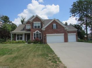 7915 Ridgetop Dr, Twinsburg, OH 44087