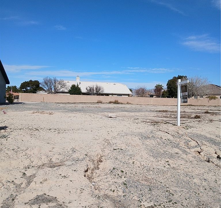 1st image of 4690 Stonebridge Ct