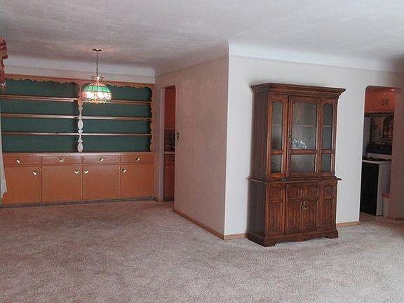 4th image of 6360 Alexandria Dr