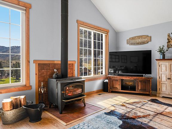5th image of 41 Mores Creek Cir