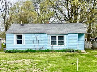 220 Grove Ave, Hesperia, MI 49421