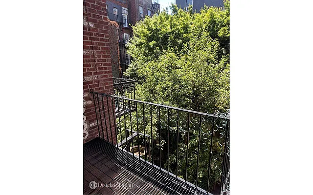 Rented by Douglas Elliman | media 34