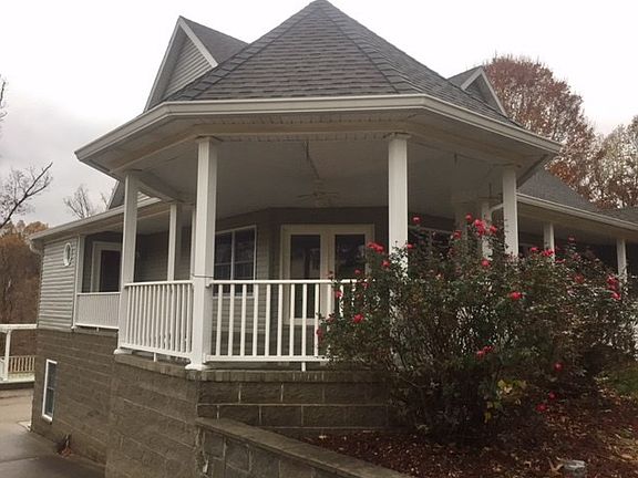 2nd image of 902 Westview Dr