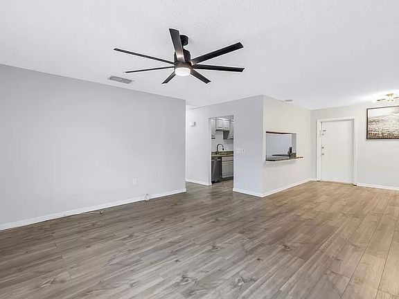 2nd image of 251 SW Lincoln Cir N APT 3212