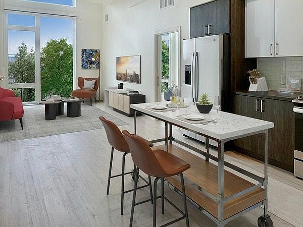 1st image of 501 16th St #108