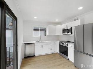 116 Alpine Ct #16, Stanhope, NJ 07874